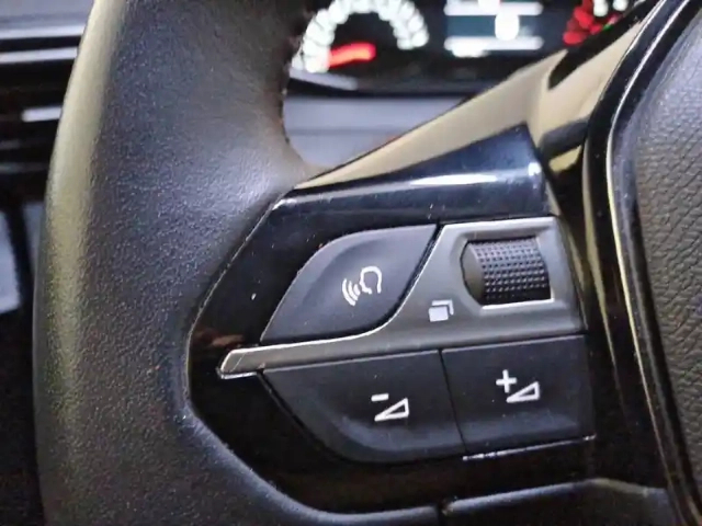 Peugeot 208 bluehdi 100 s&amp;s bvm6 — photo 24
