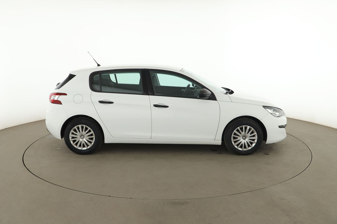Peugeot 308 1.2 PureTech Access — photo 6