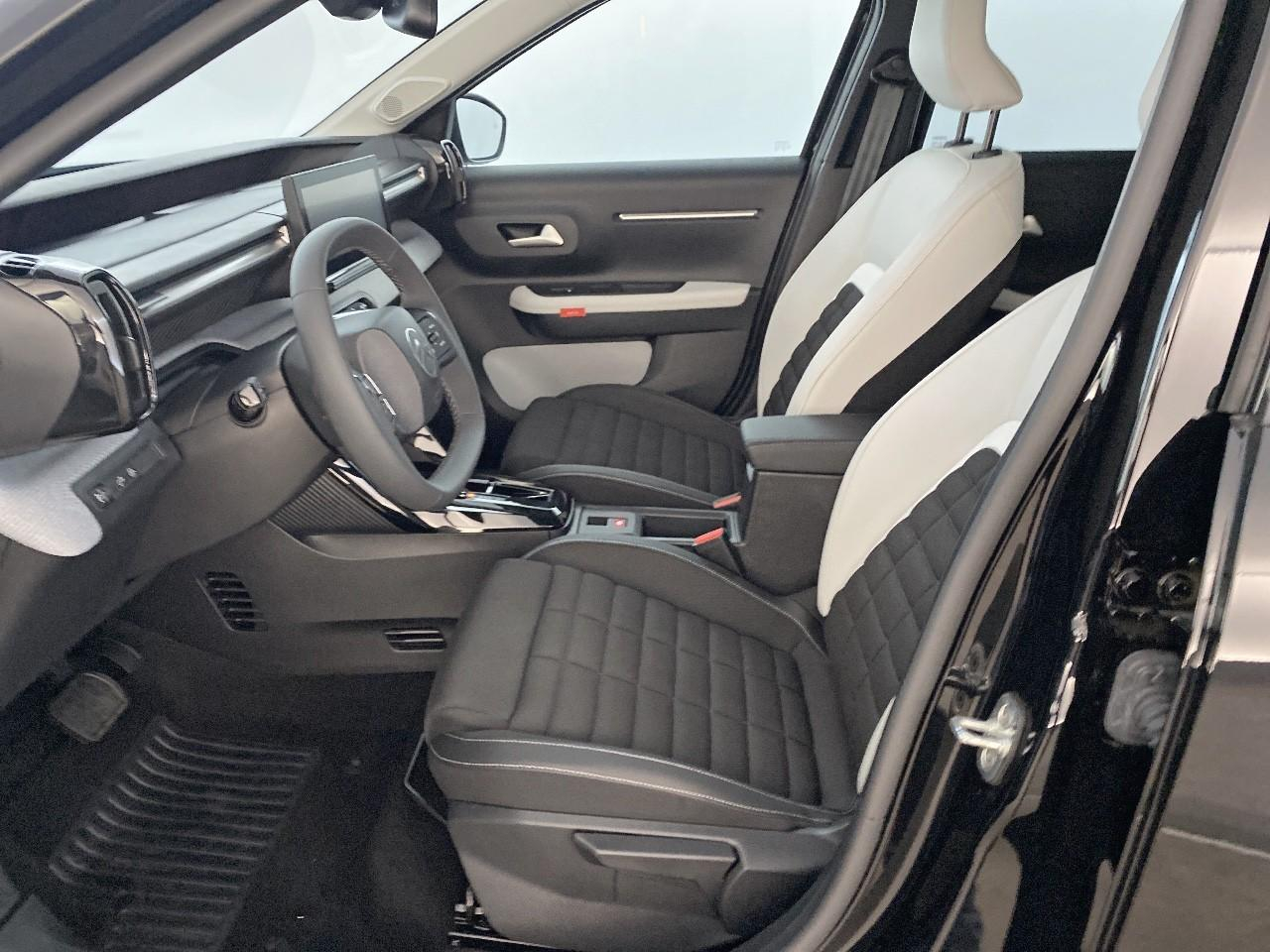 Citroën C3 Aircross hybride 145 ch aut max — photo 9