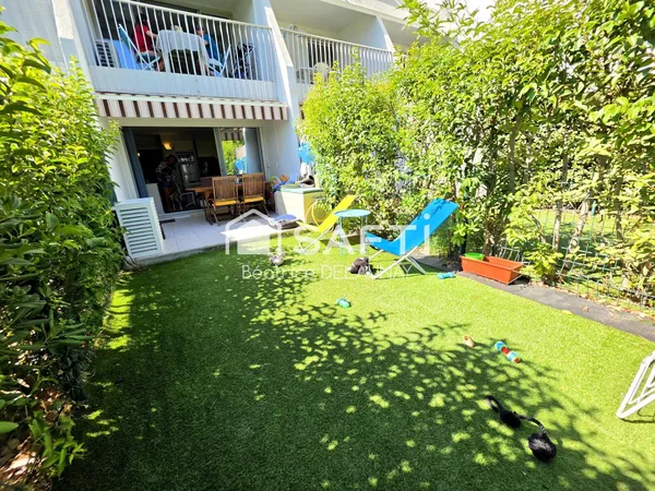 APPARTEMENT REZ-DE-JARDIN DE 31M², PLACE DE PARKING