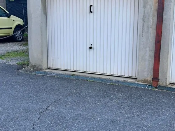 Garage à louer