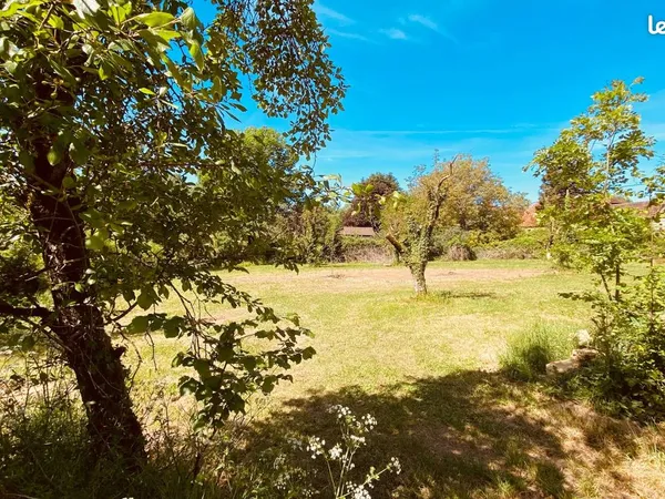 Terrain 1800 m² GRAMAT
