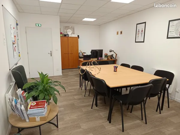 Local 37 m² Saint-Gilles
