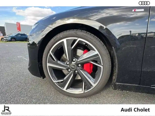 Audi A6 e-tron avant performance 367 ch 100 kwh — photo 9