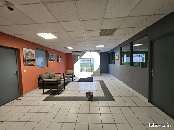 Local d'activité 750 m²