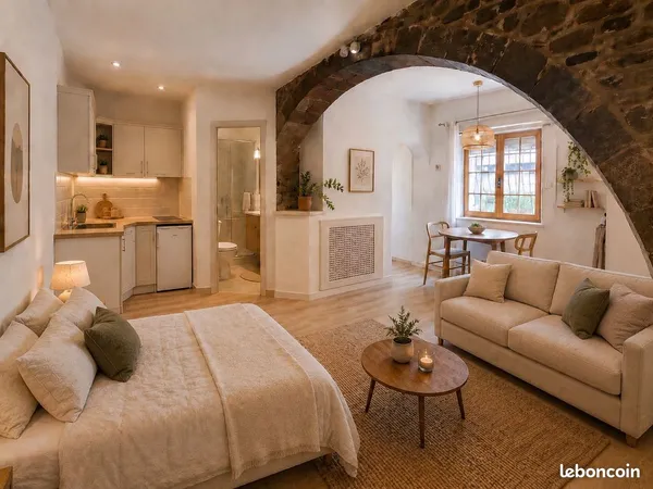 Opportunité investisseur - Appartement 27 m² + cave - Vieux Fréjus