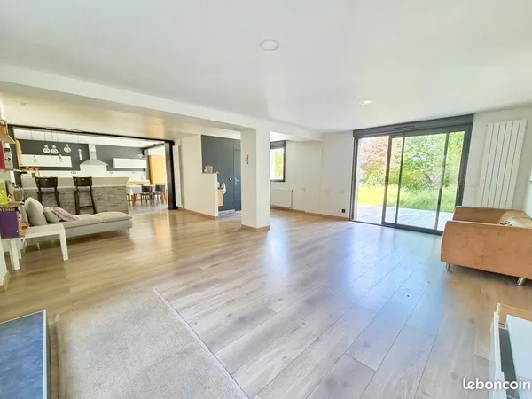 Maison 6 pièces 175 m²