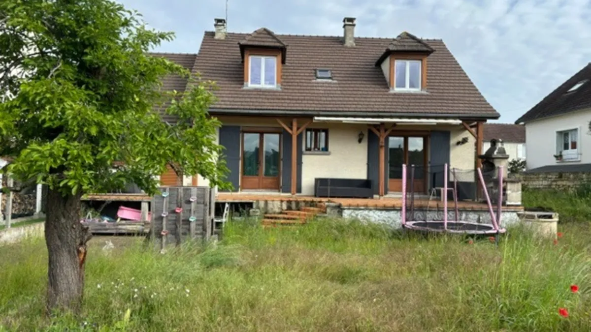 Photo 1