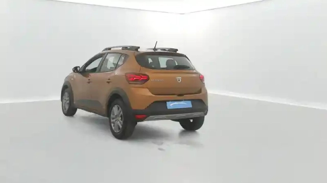 Dacia Sandero tce 90 - 22 — photo 12