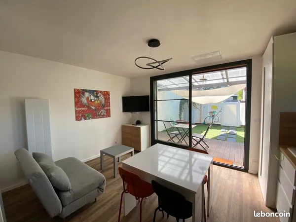 Studio à louer meublé