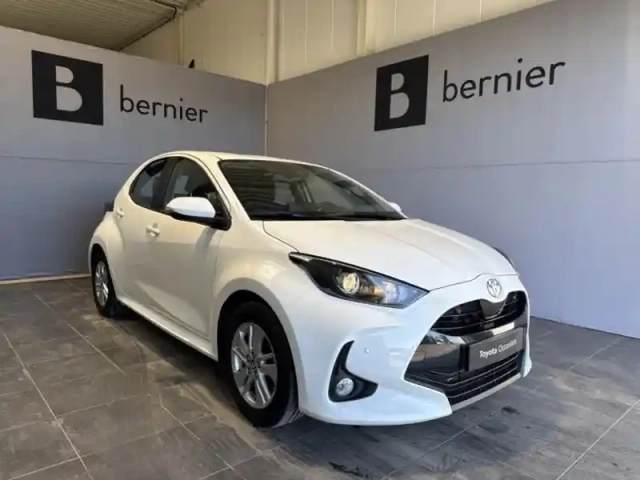 Toyota Yaris 120 vvt-i dynamic business 5p mc24 — photo 1