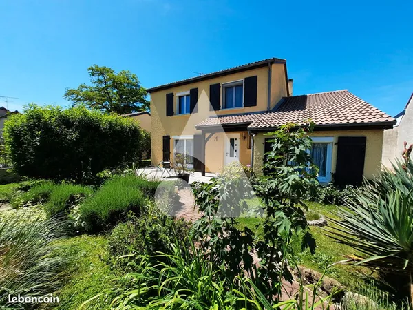 Pavillon 7 pièces 120 m²