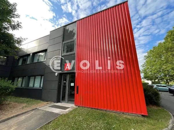 Local d'activité 1792 m²