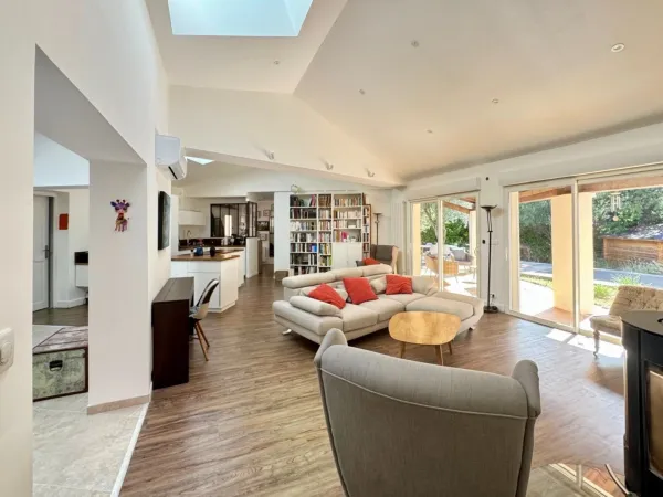 Maison 6 pièces 150 m²