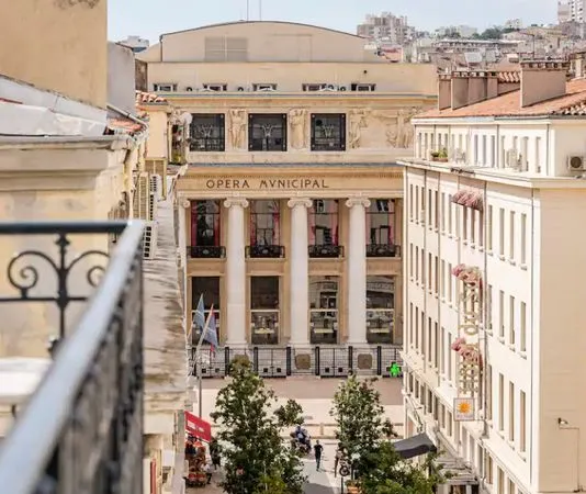 T2 Vue Vieux Port / Opéra + Balcon