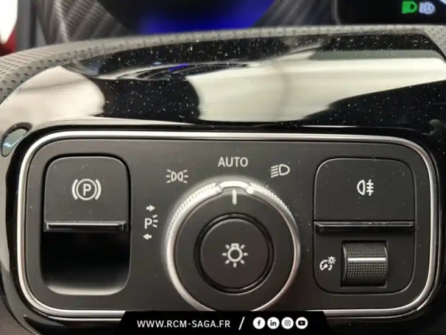 Mercedes Classe A 250 e berline progressive line — photo 12