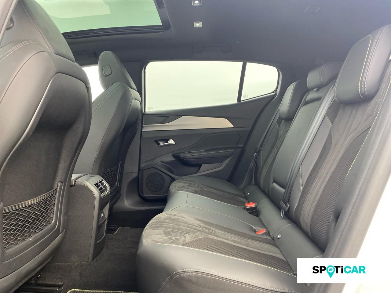 Peugeot 408 nouvelle 408 gt hybrid 180 e-eat8 — photo 10