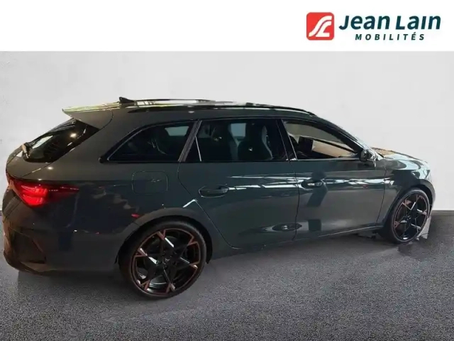 Cupra Leon sportstourer ehybrid 272 ch dsg6 — photo 4