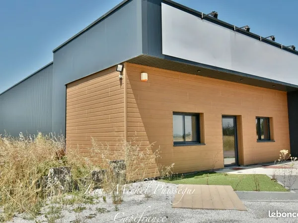 Local commercial 250 m²
