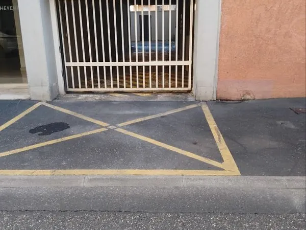 Garage a vendre