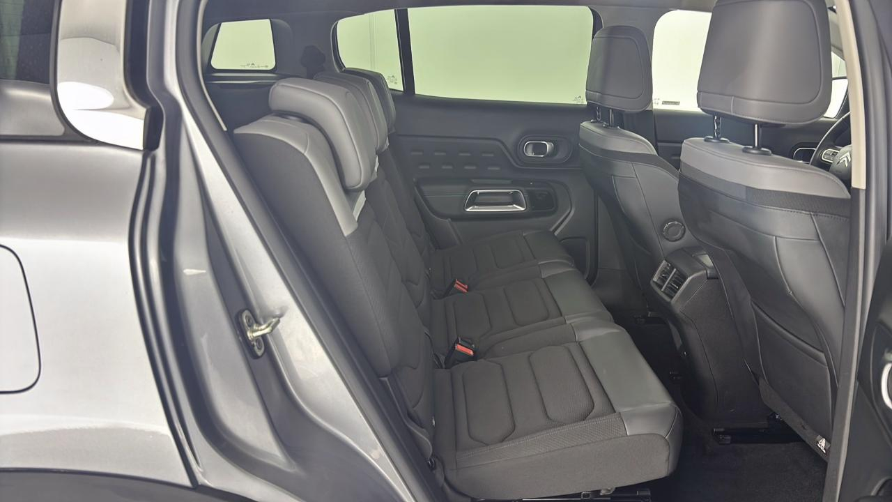 Citroën C5 Aircross hybride rechargeable 225 e-eat8 c-series — photo 13