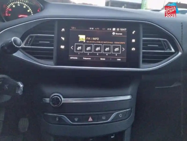 Peugeot 308 sw 1.2 puretech 110ch e6.3 s/s active business gps camera carplay — photo 14
