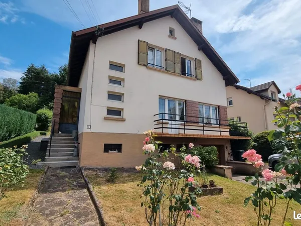 Pavillon 8 pièces 190 m²