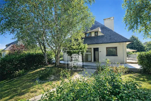 Maison 7 pièces 165 m²