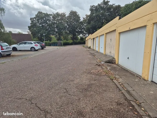 Garage 15 m2 à vendre Bourges Sud