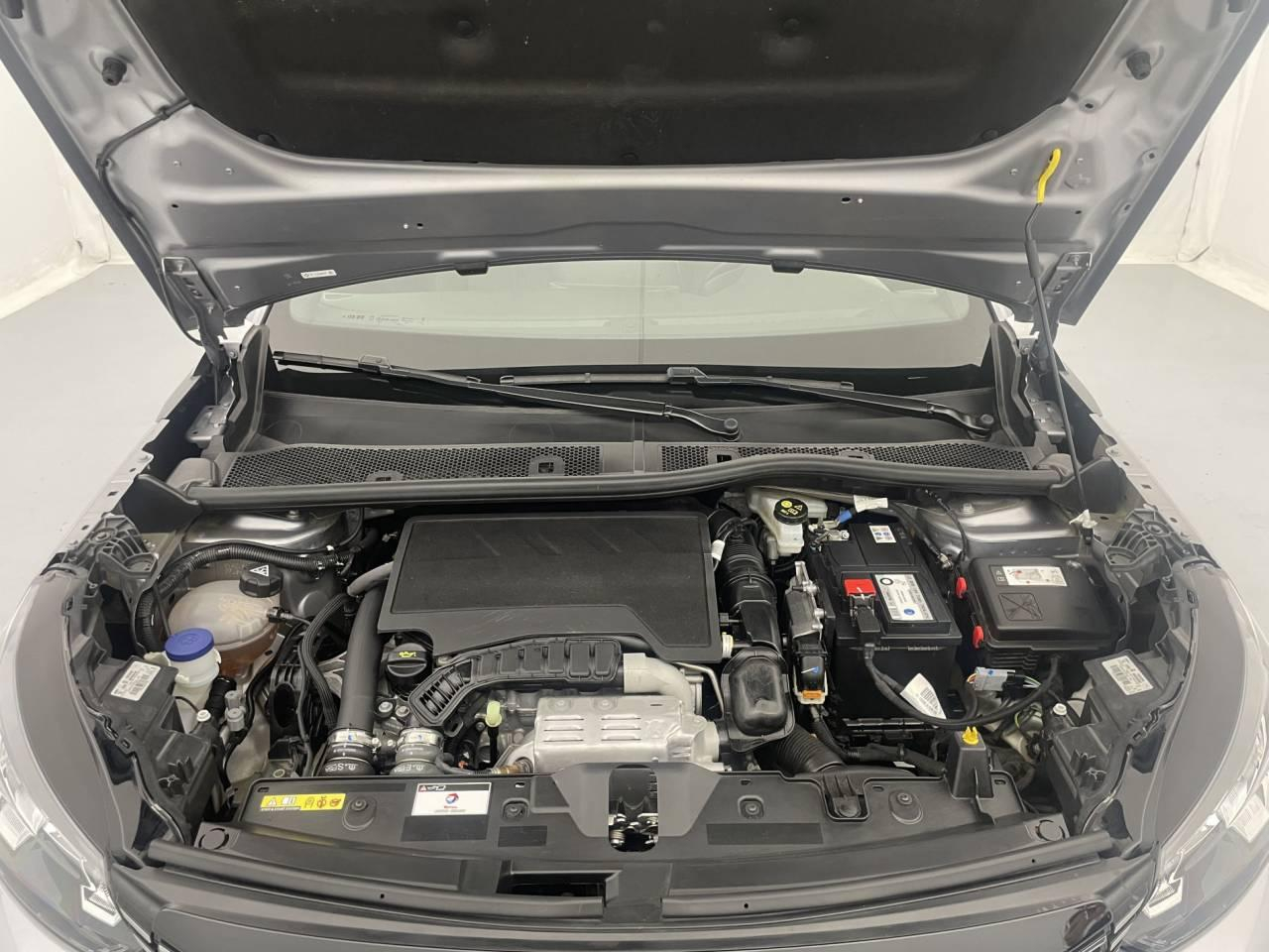 Peugeot 2008 puretech 130 s&s eat8 allure — photo 21