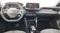 Peugeot 2008 1.2 PureTech 100ch S&S Allure Pack — photo 8