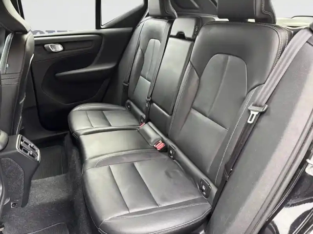 Volvo Xc40 d3 adblue 150 ch geartronic 8 — photo 7