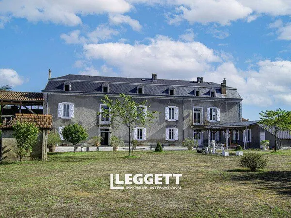 Maison 15 pièces 460 m²