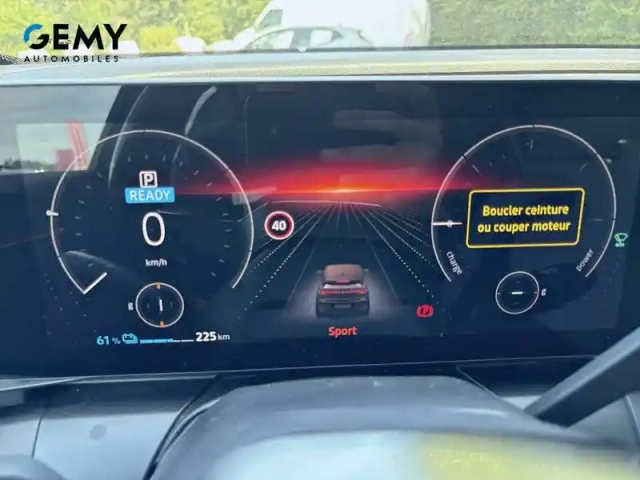 Renault Megane e-tech ev60 220 ch super charge — photo 26