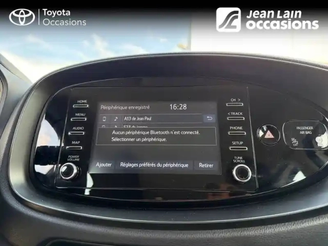 Toyota Aygo x 1.0 vvt-i 72 s-cvt — photo 16