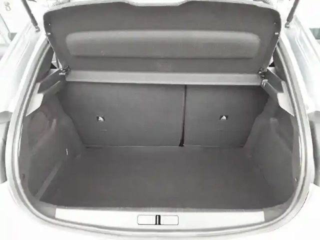 Peugeot 208 puretech 75 s&amp;s bvm5 — photo 15