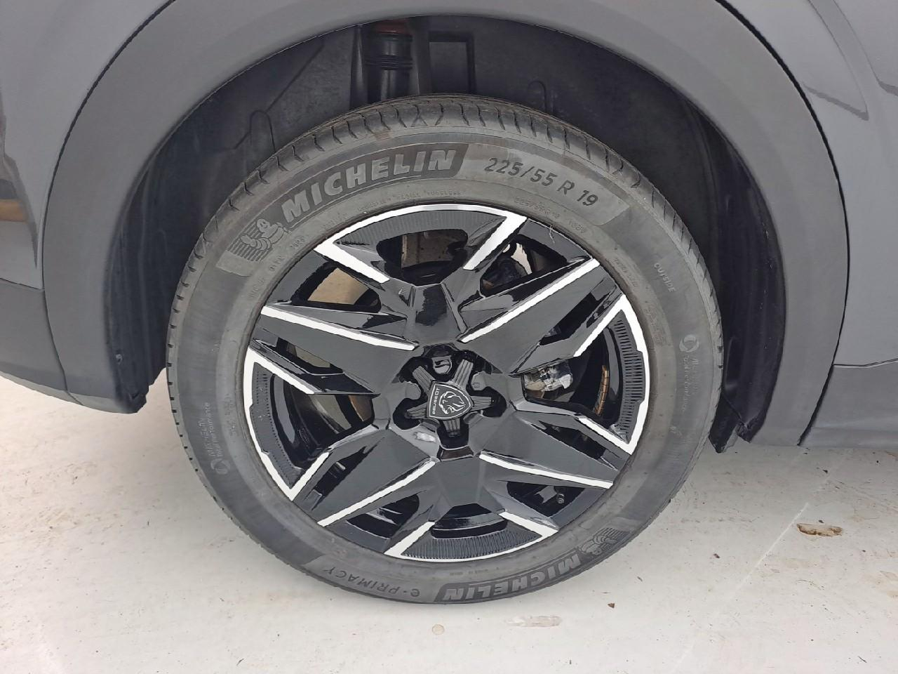 Peugeot 3008 hybrid 145 e-dcs6 allure — photo 11