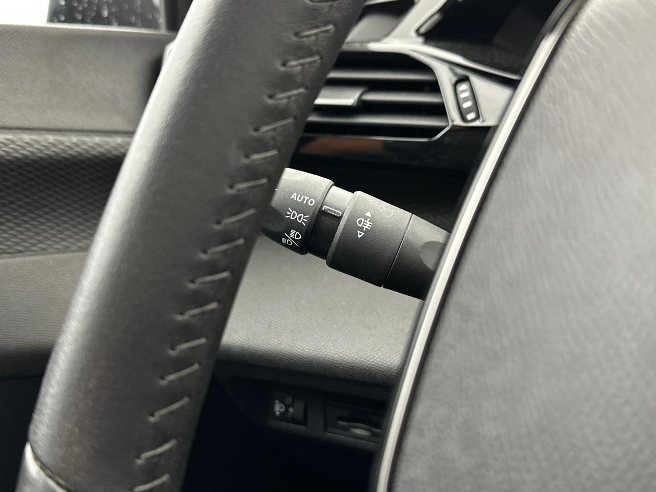 Peugeot 308 bluehdi 130ch s&s eat8 active pack — photo 19