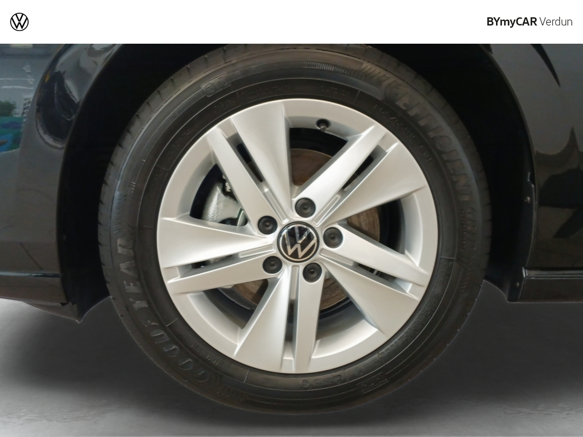 Volkswagen Golf 1.5 TSI EVO2 116 BVM6 — photo 9