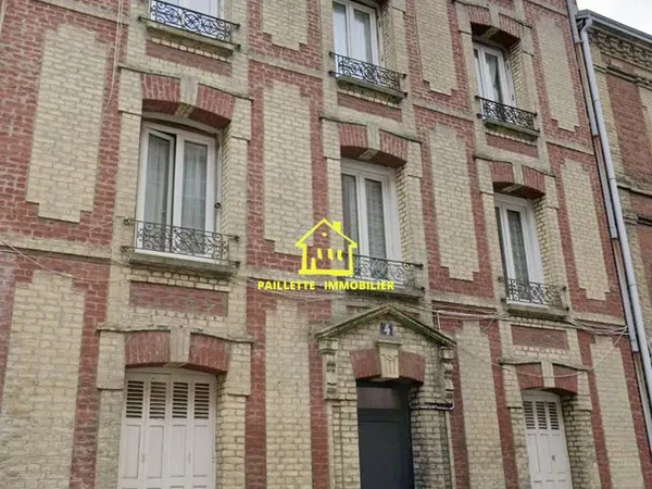 Immeuble de rapport 275 m²