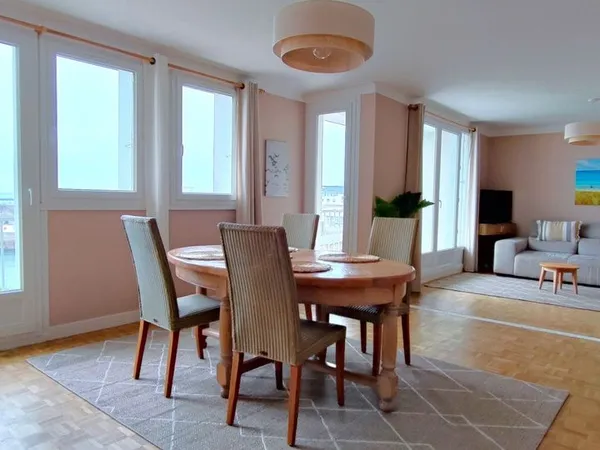 Appartement 4 pièces 90 m²