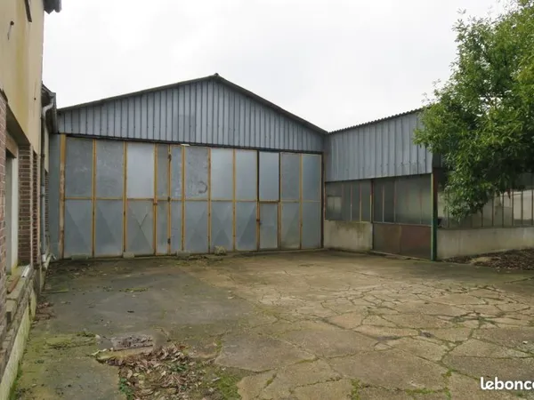Maison 10 pièces 1000 m²