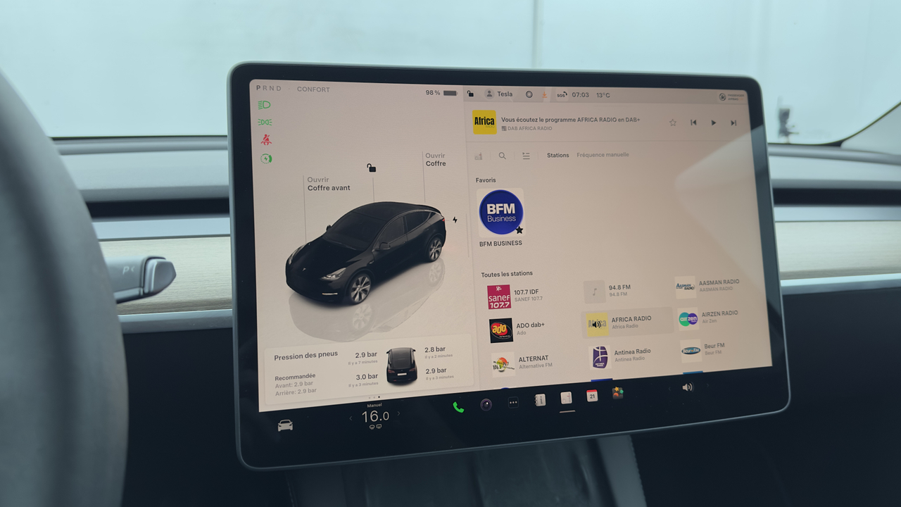 Tesla MODEL Y Grande Autonomie Dual Motor AWD — photo 28