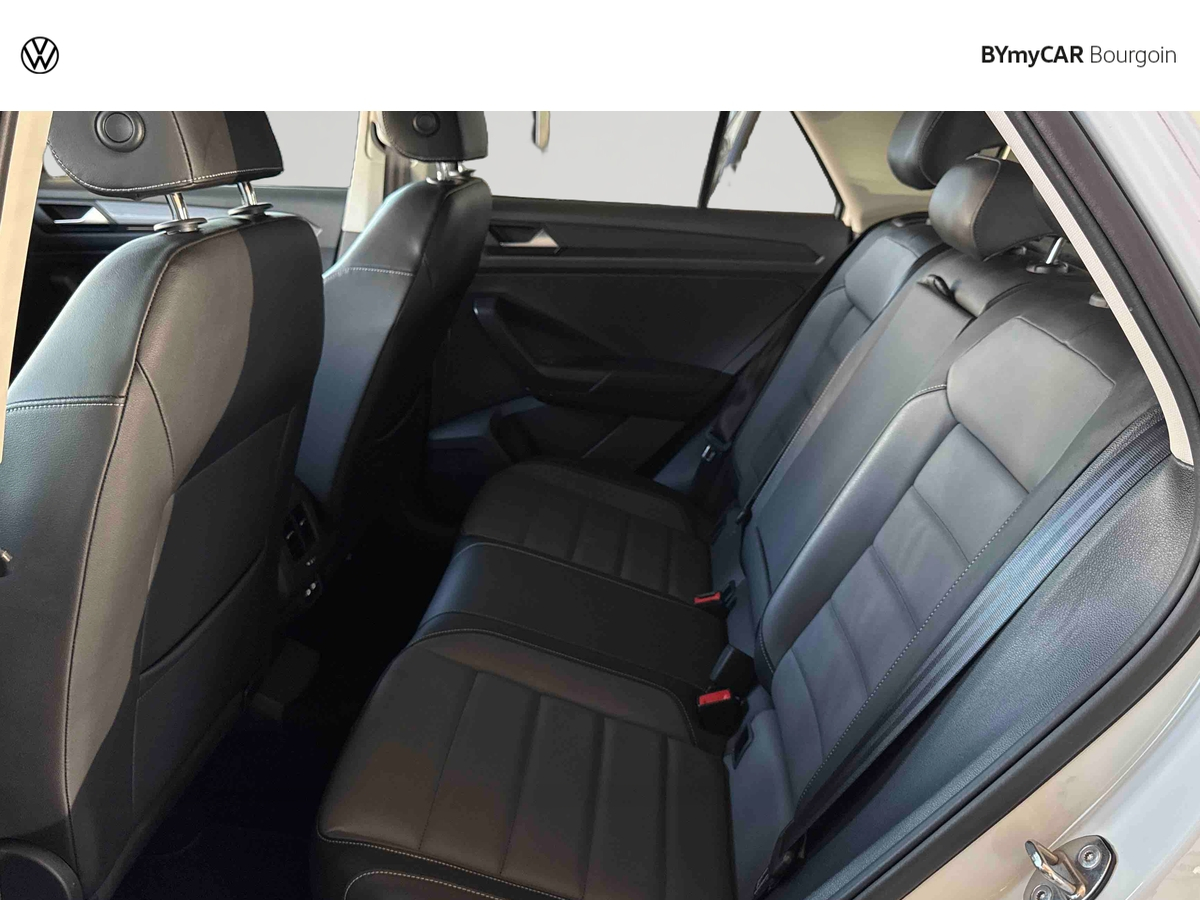 Volkswagen T-Roc 1.5 TSI EVO 150 Start/Stop DSG7 — photo 12