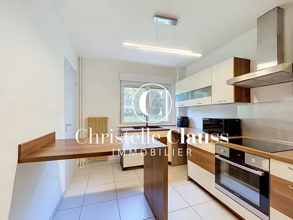 Grand Appartement 4 pièces avec équipements modernes