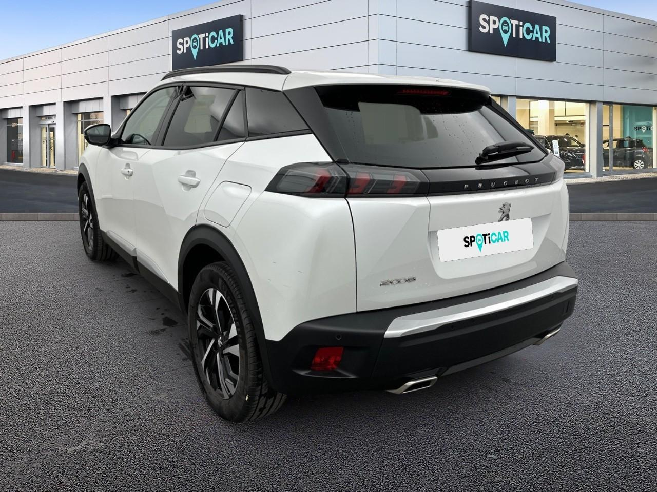 Peugeot 2008 puretech 130 s&s eat8 allure — photo 7