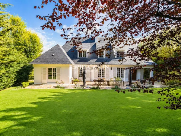 A vendre- Maison- Marly le Roi-460 m²- terrain 2427 m²