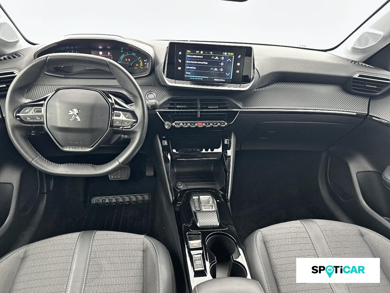 Peugeot 208 e-208 136ch 50 kwh allure — photo 8