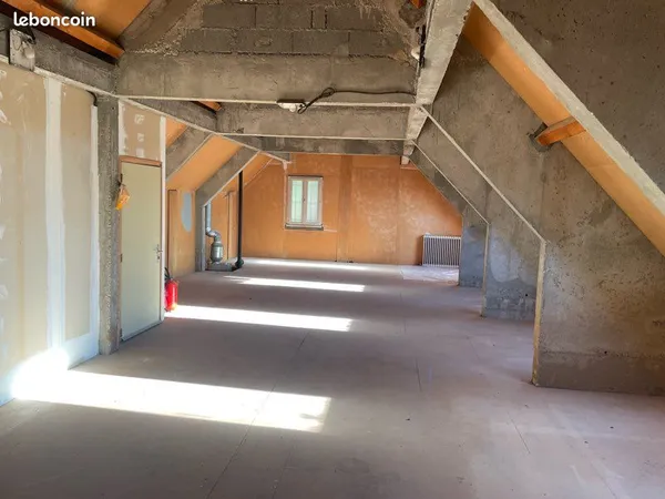 Appartement combles à amenager
