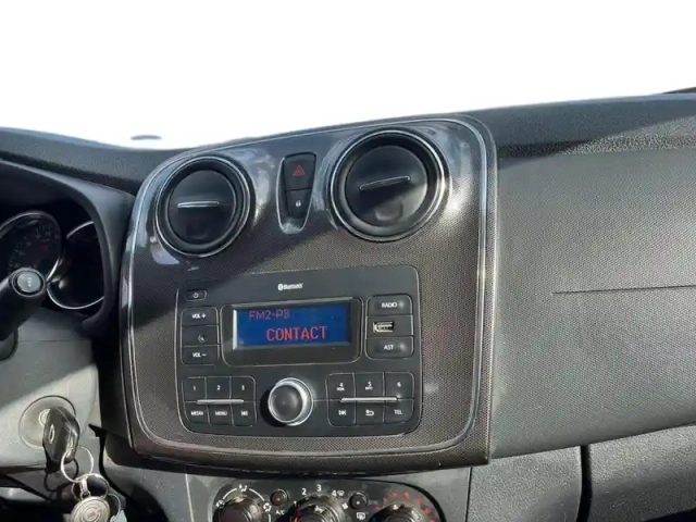 Dacia Sandero 1.0 sce 75ch urban stepway -18 — photo 12